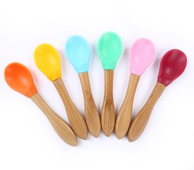 China Sustainable Tea Spoon In Heart Shape Silicone Baby Spoon for sale