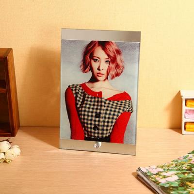 China Hot Edge Frame Sublimation Glass Customization 15x23cm Fashionable Mirror Rimless for sale