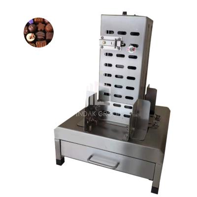 China High Efficiency Chocolate Cutting Machine With Reasonable Price for sale