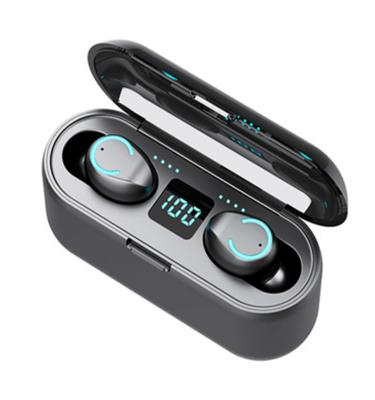 China new arrival In-ear earphone and wireless earphone earbuds with charging case for sale