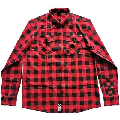 China Breathable Oversized Loose Men's Red And Black Long Sleeve Turn Down Cotton Heavy Plaid Thick Flannel Shirt With Two Flap Pockets for sale