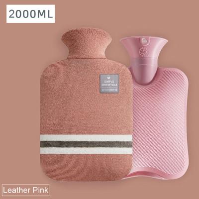 China Warmer Bag Good quality 2000ml medical rubber hot water bottle with kint cover keep warmer bs hot water bag cover for sale