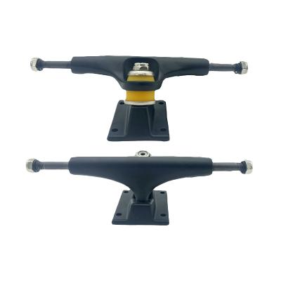 China Wholesale 5.25 Inch Adult Bracket Skateboard Parts Custom Independent Skateboard Trucks for sale