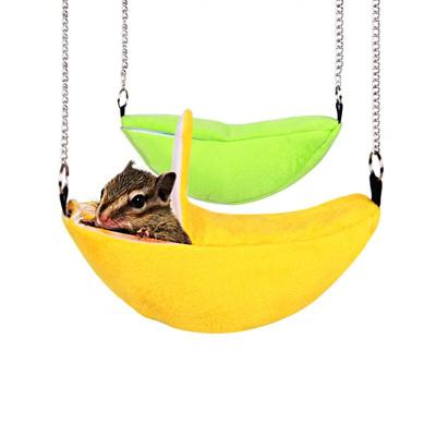 China Hot Mechanical Pet Wash Small Animal Bed Swing House Cage Banana Nest Hamster Bedding Hammock Beds for sale