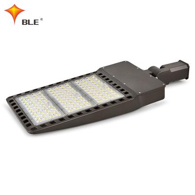 China ROAD Aluminum Housing 100W 200W 300W Led Street Light IP65 Road Light Good Price for sale