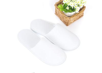 China Recyclable Customized Clean Disposable Hospital Slippers Low Carbon for sale