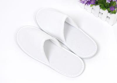 China Custom Brand Hotel Disposable Slippers Comfortable Non Woven Fabrics for sale