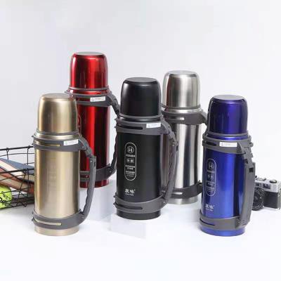 China Double Stainless Steel 1.6 L Capacity Thermos Vacuum Travel Viable Wholesale 304 Wall Vacuum Flasks Jar for sale