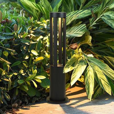 China Hot Sale Garden Lawn Bollard Light IP65 Lightweight Waterproof Garden For Outdoor for sale