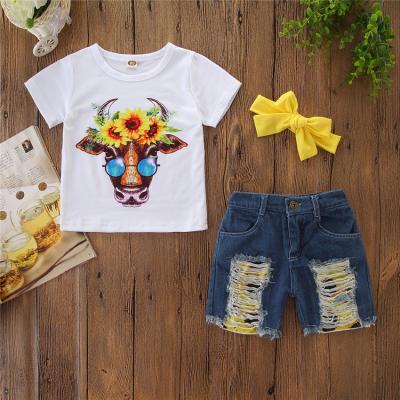 China 3 pcs set 3 pcs set 2020 summer 95% cotton girl cow flower printed t-shirt ripped denim shorts headband kids three piece set kids clothes for sale