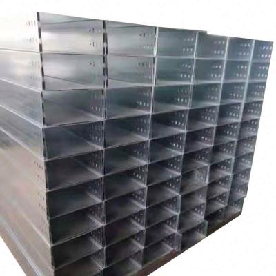 China Iron Slotted Cable Tray Hot Floor Cable Trunking Kenya Cable Trunking for sale