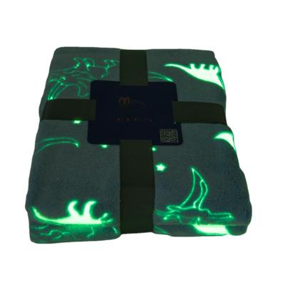 China Disposable Glow in the Dark Flannel Blanket with Custom Logo for sale