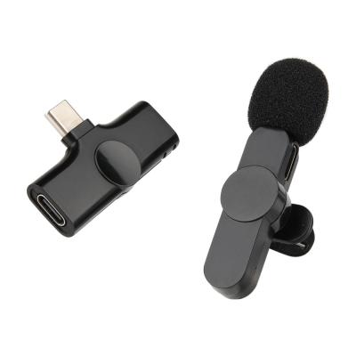 China Handheld Karaoke Lavalier Wireless Mini Microphone For Camera Professional Microphone Mobile Phone Plastic for sale