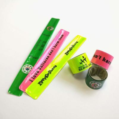 China Reflective PVC Slap Bracelet / Steel Bracelet Slap Steel Band for sale