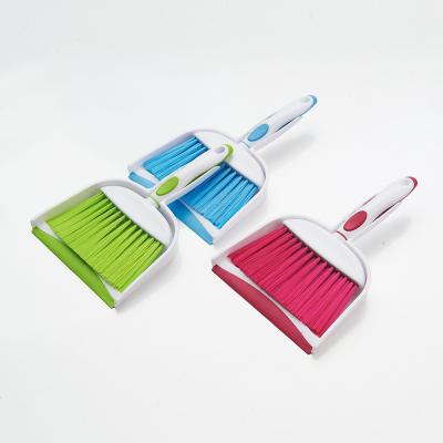 China Home Mini Table Broom Keyboard Brush Cleaning Table Cleaning Two-Piece Set With Small Dustpan Broom Set for sale