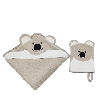 China Baby Towels Folded Baby Cotton Face Towel Animal Hooded Animal Unisex Bath Towels Animal With Glove for sale