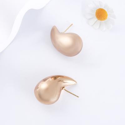 China New FASHIONABLE French Premium Droplet Earrings Water Design Fashion Stud Earrings For Women for sale