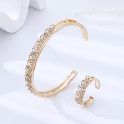 China Fashion Jewelry Horse Eye Side By Side Lightly Filled Exquisite Zirconium Women's Ring Set Copper Plated Bracelet for sale