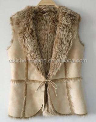 China Sustainable Ladies Fashion Cutout Beige Suede Vest With Faux Fur Lining for sale