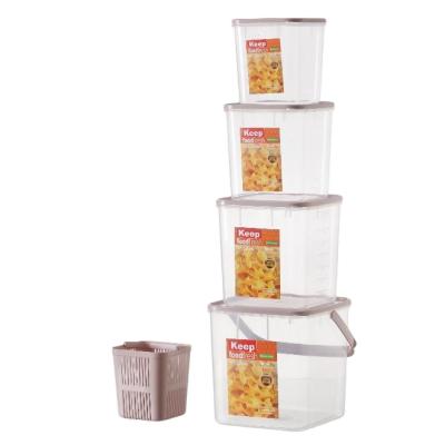 China Freshness Preservation 4 Pieces Clearly Fit To Keep Fresh Food Storage Boxes Plastic Food Storage Container Set With Basket for sale