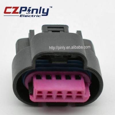 China 5 Pin Female Waterproof MAF Automotive Sensor Delphi Connector 15305554 for sale