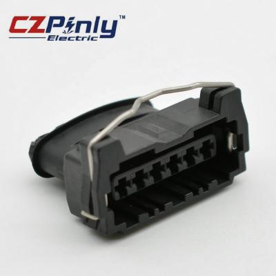 China 6 Way Female Automotive Waterproof Electric Auto Accelerator Pedal / Pole Connector For Fiat / vw for sale