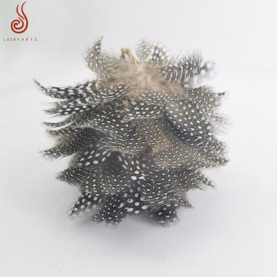 China 2019 Wholesale Hot Sale Factory Price Decoration No Smell Nature Color Goose Pheasant Feather Decorative Ball Above The Peg For Room for sale