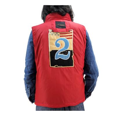 China Modern Outdoor Casual Mens 100% Padded Vest Plus Size Smart OEM Low Price Cotton Designer Vest With Reversible Badge Printed Real Leather for sale