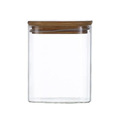 China Home Bar Hotel Restaurant Borosilicate Glass Large Square Storage Jar With Bamboo Lid for sale