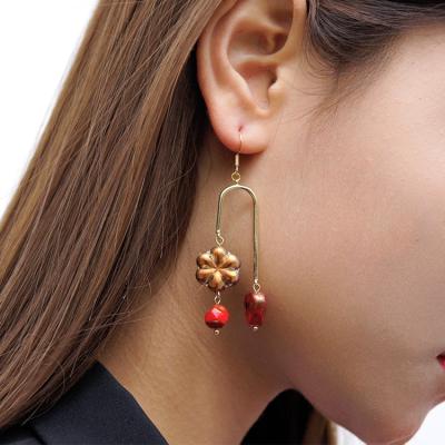 China Vintage Classic U Shaped Earring Glass Bead Earrings For Women Gifts Vintage Jewelry for sale