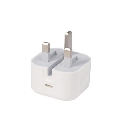 China Portale Charger Tech 2021 New Product 18W PD Wall Charger Type-C Interface UK PLUG IN Chargers For Mobile Phone for sale