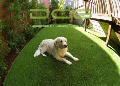 China Garden Decoration Synthetic Artificial Grass For Pets Anti UV Fire Resistance for sale