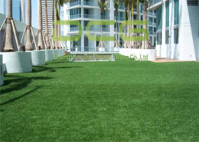 China PE Made Commercial Artificial Grass Smooth Feeling Soft Touch For Roof And Exhibition for sale