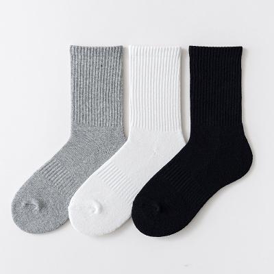 China Thick Sports Terry Towel Crew Socks Gray Black White Mens Womens Compression Sporty Cotton Unisex for sale