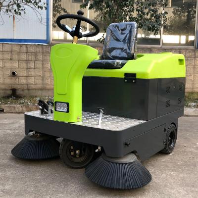 China Hotels Electric Floor Sweeper Machine Sweeper Road Sweeper With Cabin for sale