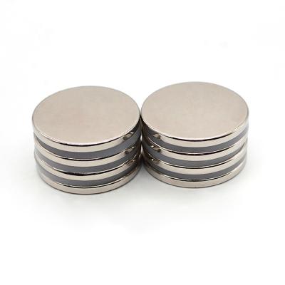 China Industrial Disc Magnets Neodymium Magnets Super Strong Magnet Block Magnetic Square Block for sale