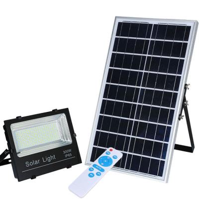 China 400w Garden Solar Outdoor Playground Spot Light Aluminum Solar Street Flood Lamps for sale