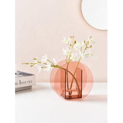 China Plexiglass Acrylic Flower Vase Handmade Acrylic Vase Best Quality for sale