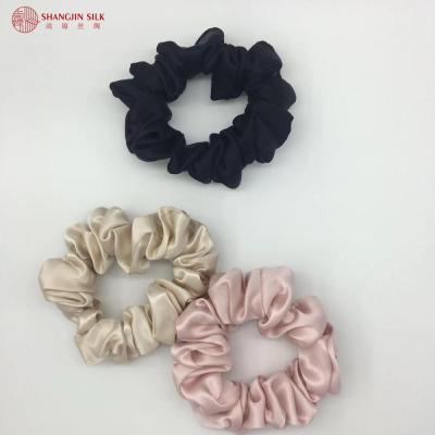 China Factory wholesale pure mulberry silk durable 22mm silk scrunchies large and small size silk scrunchies for sale