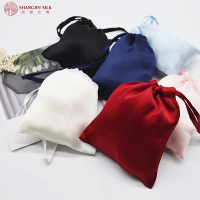 China Factory New Eco-Friendly Custom Design Natural Silk Bag Pure Mulberry Silk Bag For Hair Extensions for sale