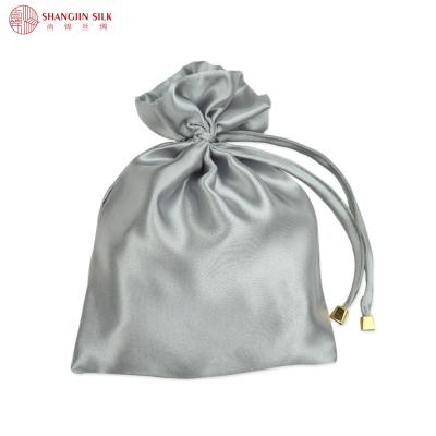 China Fashionable Luxury Embroidery Logo Travel Bags Silk Hair Natural Eco-Friendly With Private Label for sale