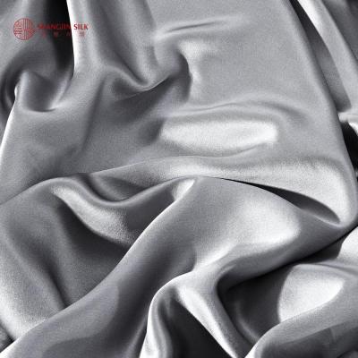 China Single Factory 16/19/22/25MM Mulberry Silk Fabric 100% Pure Plain Dyed Charmeuse for sale