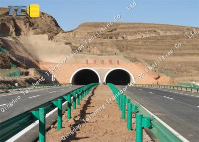 Cina Guardavia del bordo della strada della barriera di sicurezza stradale del metallo del fascio di W per la striscia mediana curva in vendita