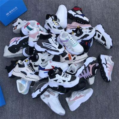 China Mixed Used Shoes Bulk Mixed Type Shoes Sports Sneakers Wholesale Used Male Casual Shoes For Mens Black Running Shoes Fashion Sneakers for sale