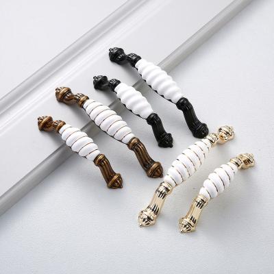 China Handsome & durable zinc alloy furniture handles sideboard door handles for sale