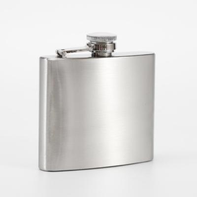 China Modern Custom Male Hip Flask Whiskey Wine Jar Bottle Portable Alcohol 2 4 6 7 8oz Pocket Box Set Outdoor Stainless Steel Hip Flasks for sale