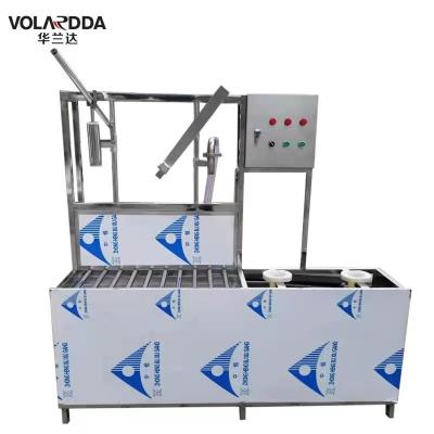 China Automatic Beverage Filling Machine Liquid Chlorine Cosmetic Barrel Maker Filling for sale