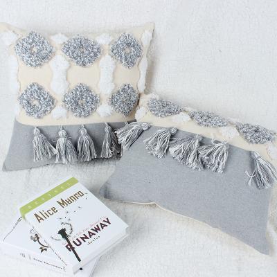 China Wholesale Custom Luxury Embroidered Boho Indoor Outdoor Square Cotton Tufted Pillow Cover With Tassel for sale