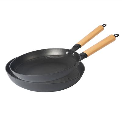 China Factory Support Round Cast Iron Enamel Skillet Sustainable Stove With Long Handle for sale