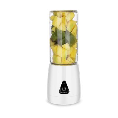 China Portable USB Fruit Juicer 6blades 304 Stainless Steel Blades Blender Portable Chargeable Mini Juice Making Machine for sale